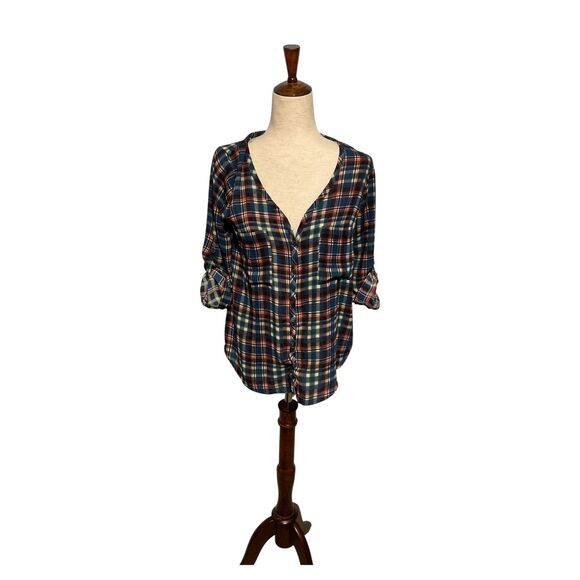 Forever 21 Plaid V-Neck Button Down Shirt XS - Picture 2 of 8
